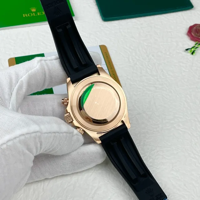 Rolex Cosmograph Daytona 玫瑰金 黑色橡胶 机械腕表 6