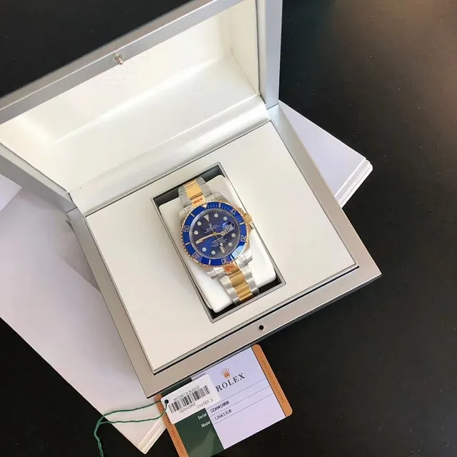 Rolex Submariner चाँदी ब्रश वाले स्टेनलेस स्टील Oyster-Style Case यांत्रिक घड़ी 2