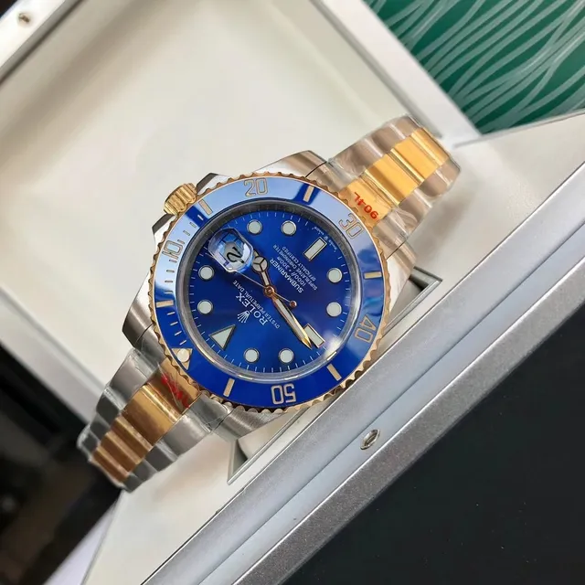 Rolex Submariner चाँदी ब्रश वाले स्टेनलेस स्टील Oyster-Style Case यांत्रिक घड़ी 8