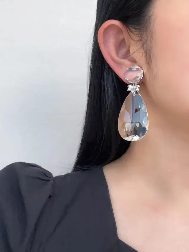 Saint Laurent 水晶泪滴耳环 2