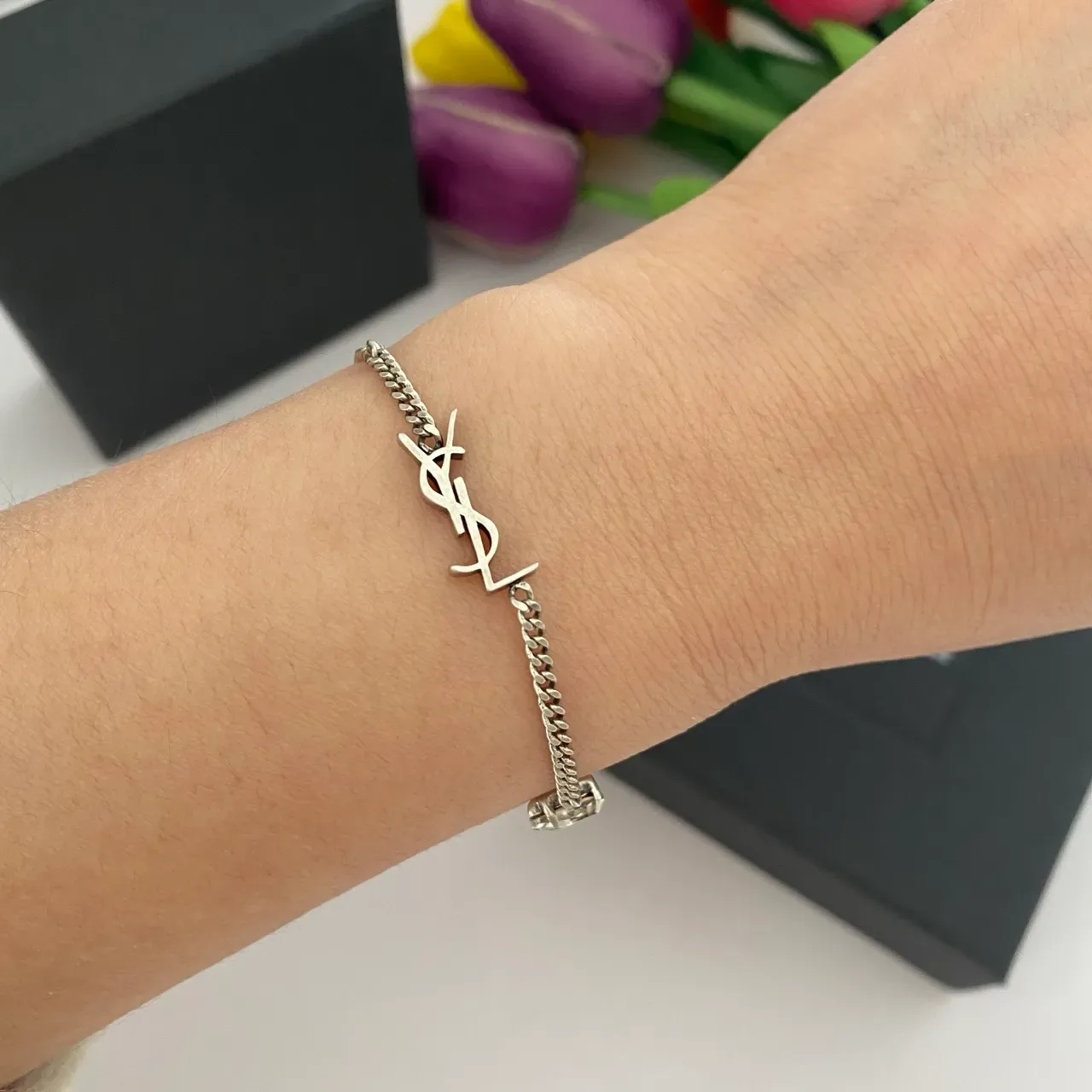 Saint Laurent Monogram 链 银金 Charm 手链 3