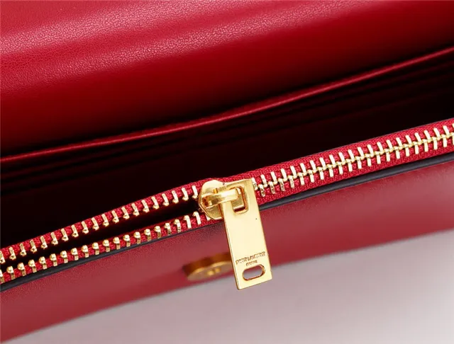Saint Laurent नेवी सिल्वर फ्लैप वॉलेट टासल स्ट्रैप हैंडबैग 4