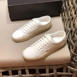 Saint Laurent सफेद सोने का लो टॉप चमड़े का लाइफस्टाइल स्नीकर