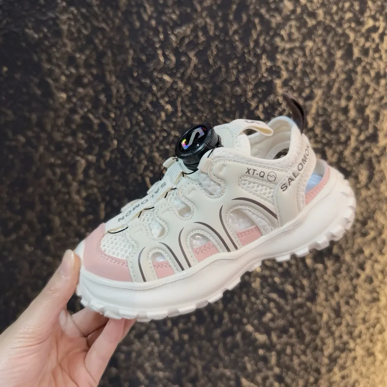 Salomon Beige y Negro BOA Dial Closure Malla y Sintético Superior Zapatillas Lifestyle 20