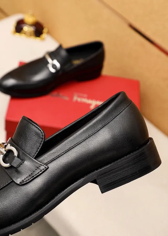 Salvatore Ferragamo Gancini Black Leather Horsebit Loafers 7