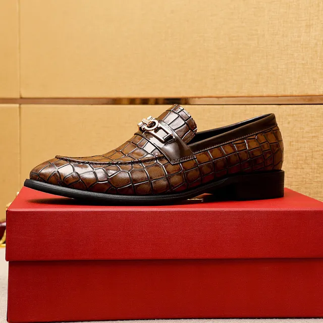Salvatore Ferragamo Gancini Mocasines Marrón con Embossado de Cocodrilo 4
