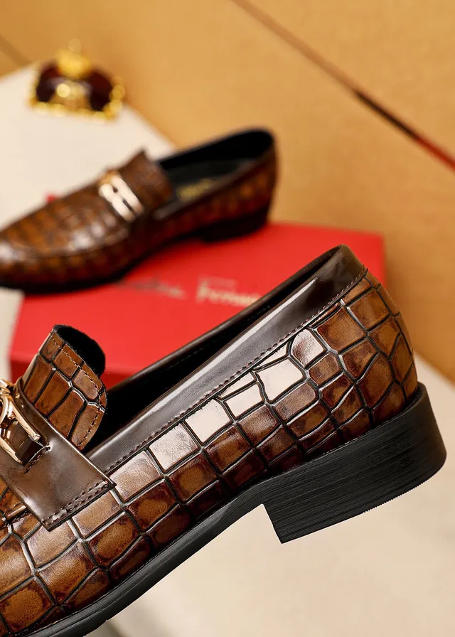 Salvatore Ferragamo Gancini Mocasines Marrón con Embossado de Cocodrilo 6