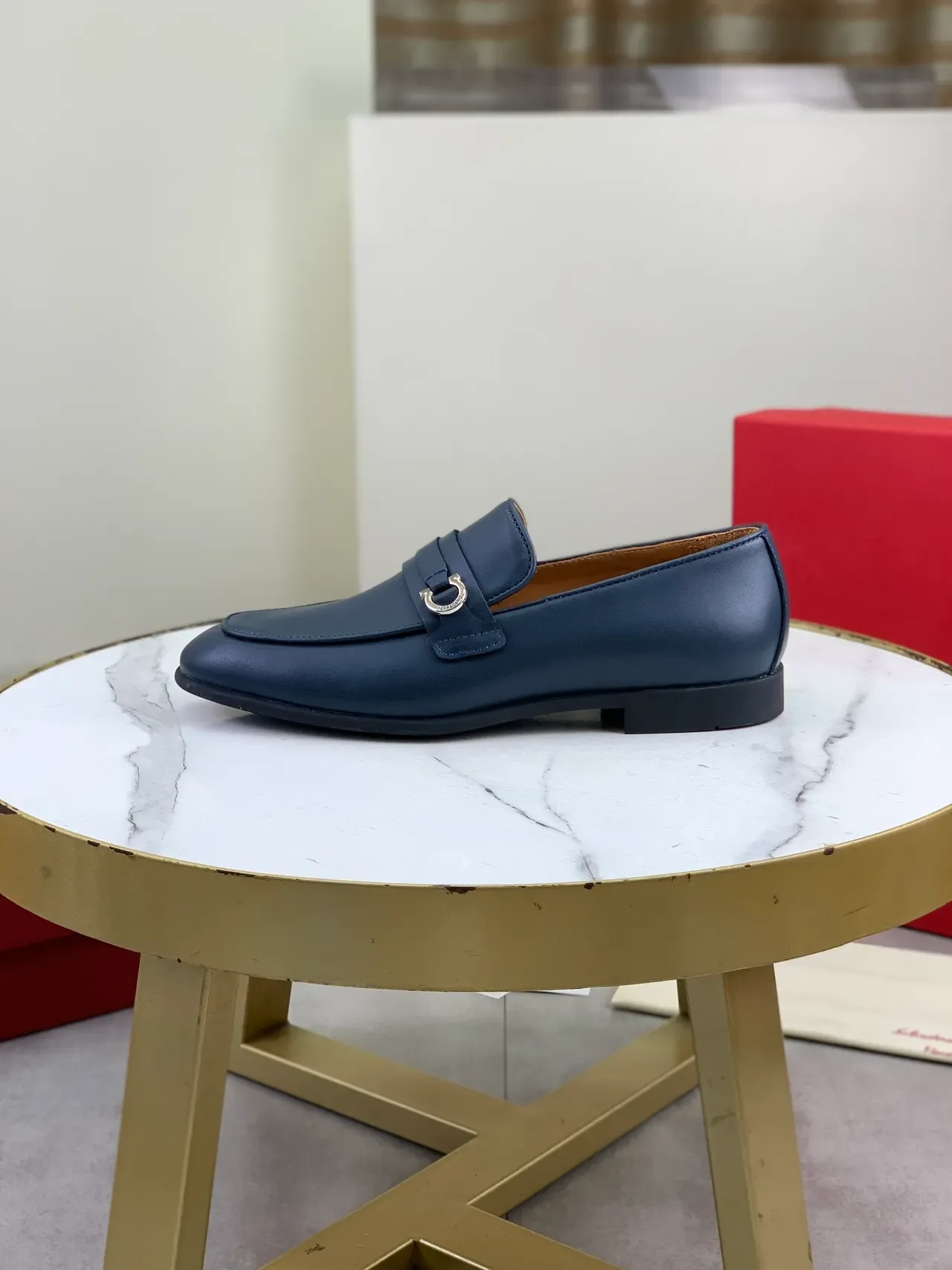 Salvatore Ferragamo Gancini Mocassins de Couro Bico Quadrado Navy 6