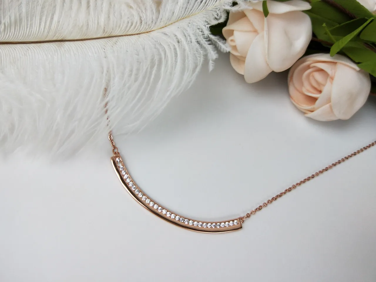 Swarovski गुलाबी सोने की वक्र पट्टी क्रिस्टल हार 7