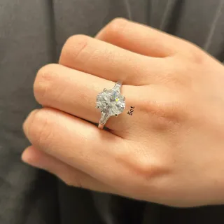 Tiffany & Co. चाँदी सोलिटेयर टेपर बगेट शोल्डर रिंग