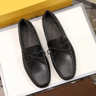 Tod's Black Leather Braided Knot Detail Loafer