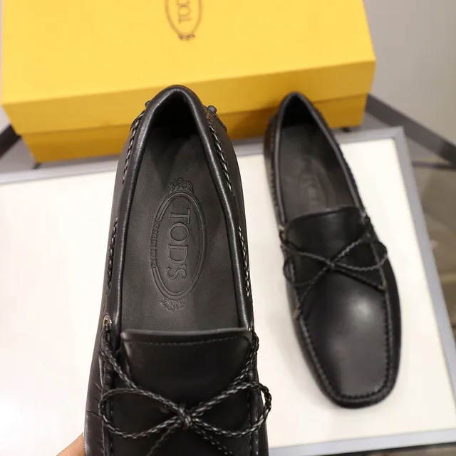 Tod's কালো চামড়া বোনা গোঁট বিবরণ লুফার 4