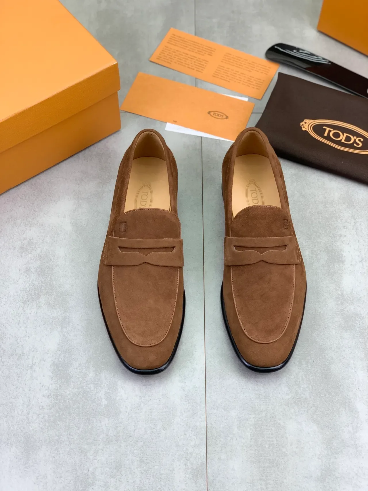 Tod's Mocassins de Daim Marron Noir Bride Penny 5