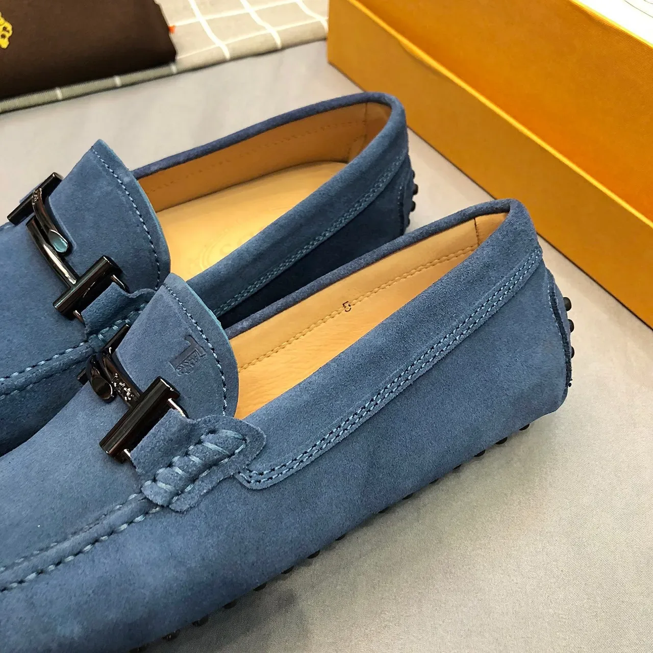 Tod's Horsebit 蓝色麂皮男士乐福鞋 6