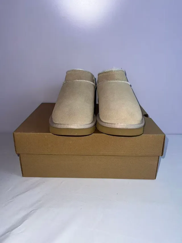 UGG 米棕麂皮羊毛内里雪靴 4