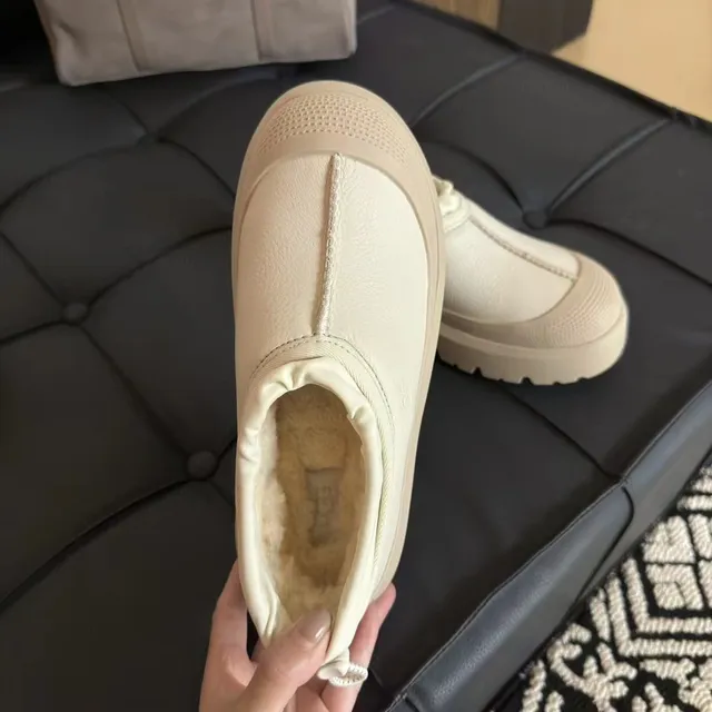 UGG بيج أحذية ثلج سليب أون منصة كعب 3