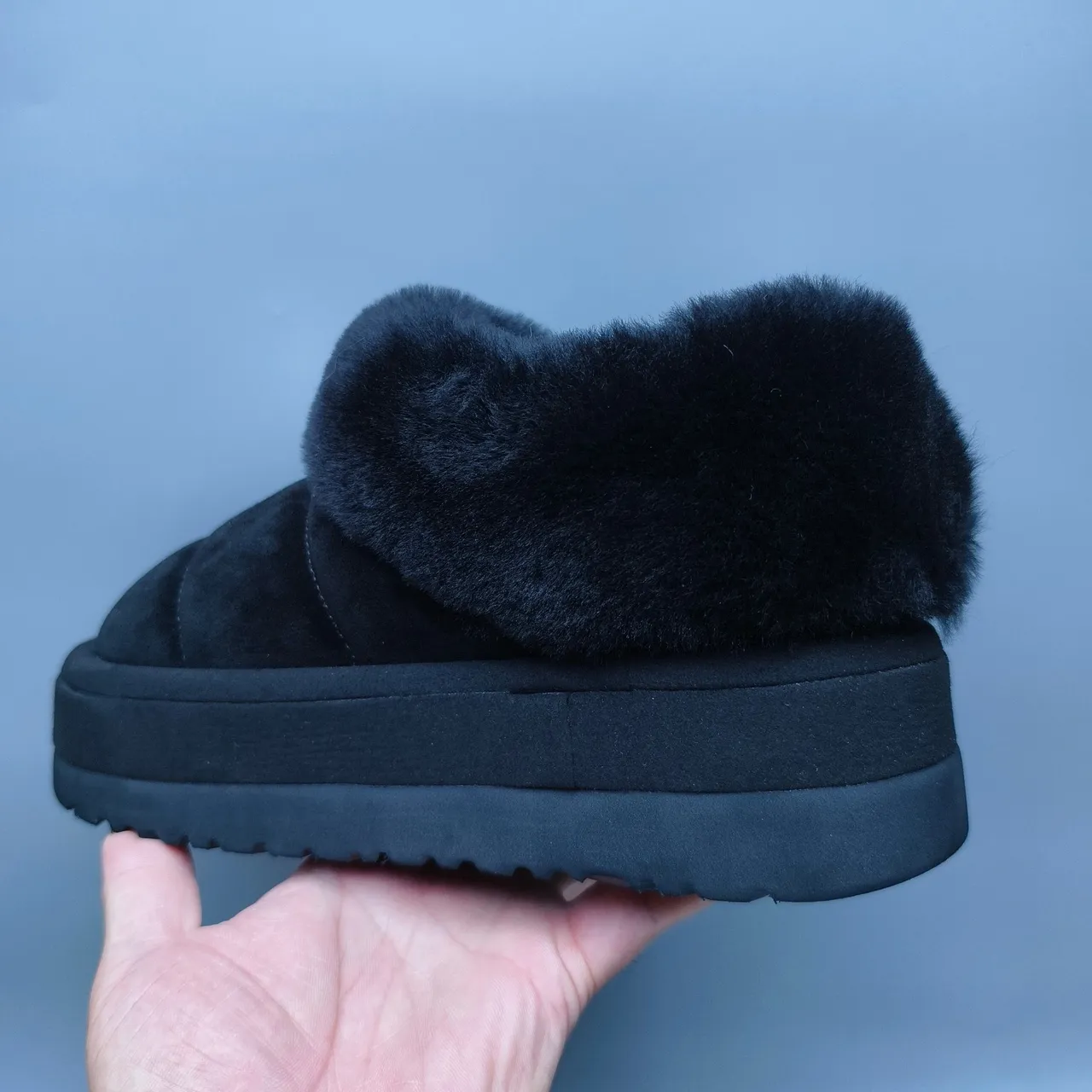 UGG Black Platform Sole Shearling Collar Casual Shoes 4