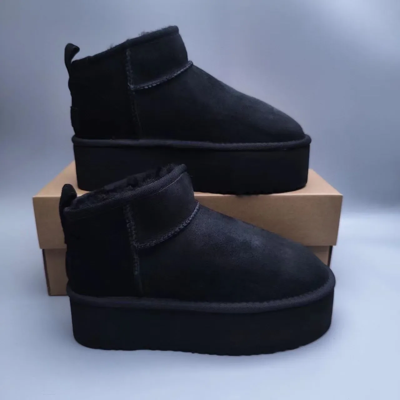 UGG काला प्लेटफॉर्म सोल शियरलिंग लाइनड कफ स्नो बूट 2
