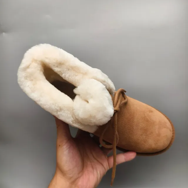 UGG भूरा बेज स्यूड ऊपरी फोल्ड-डाउन शियरलिंग कफ एंक्ल बूट्स 3