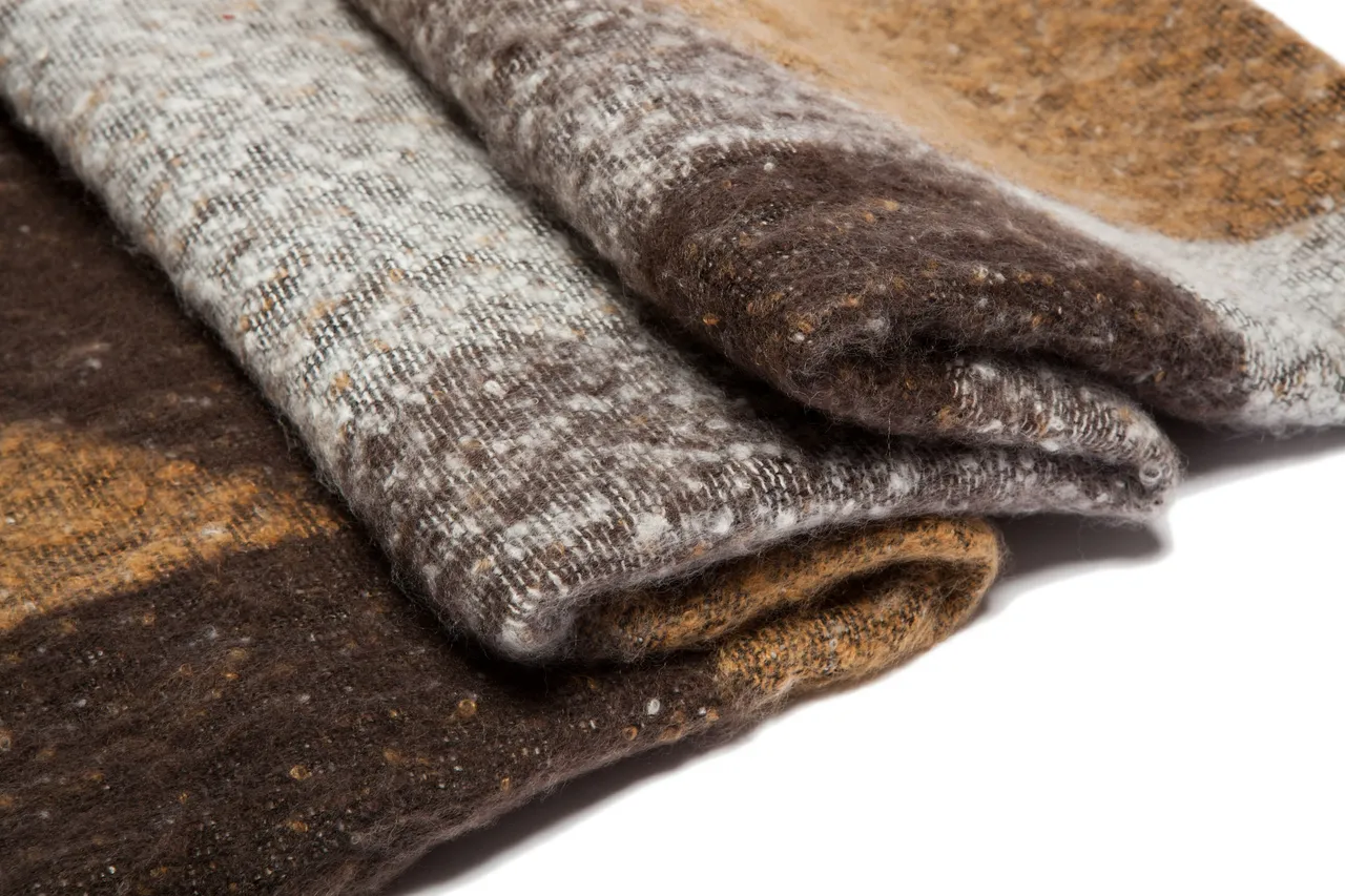 UGG Brown Beige Woven Fringed Scarve 9