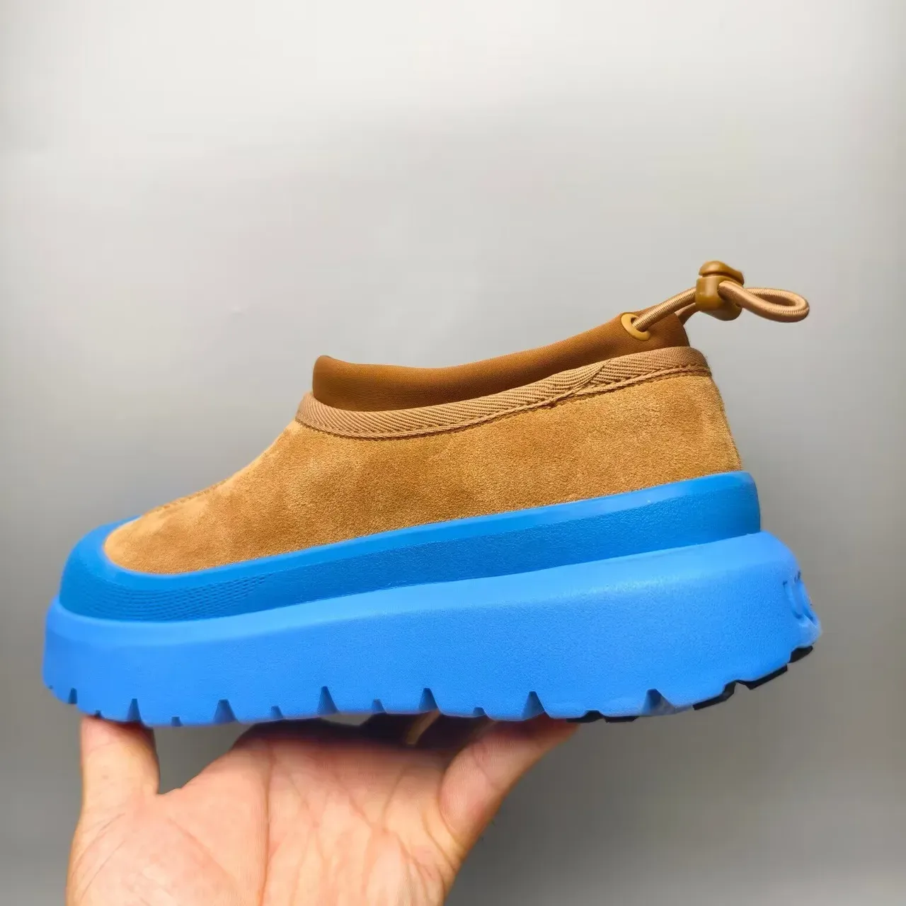 UGG أحذية ثلجية بني أزرق صوفية سليب أون 5