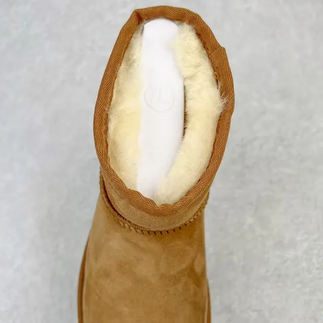 UGG भूरी प्लेटफॉर्म सोल सूड ऊपरी स्नो बूट्स 5