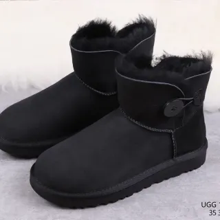 UGG Classic Mini काला शियरलिंग लाइनड स्नो बूट