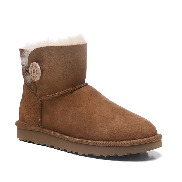 UGG Classic Mini चेस्टनट सूड शियरलिंग लाइन एंक्ल बूट्स 7