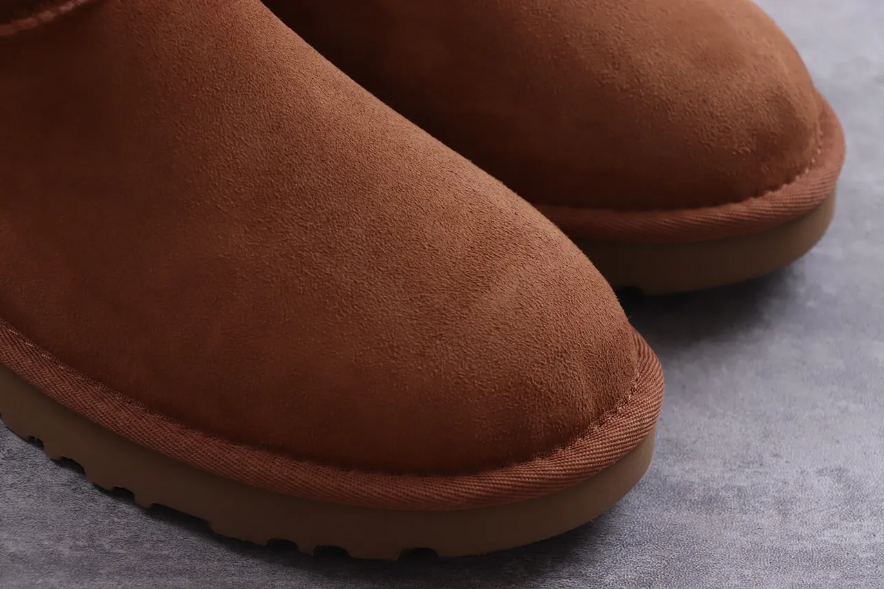 UGG Classic Short Chestnut Brown Shearling-Lined Snow Boots 7