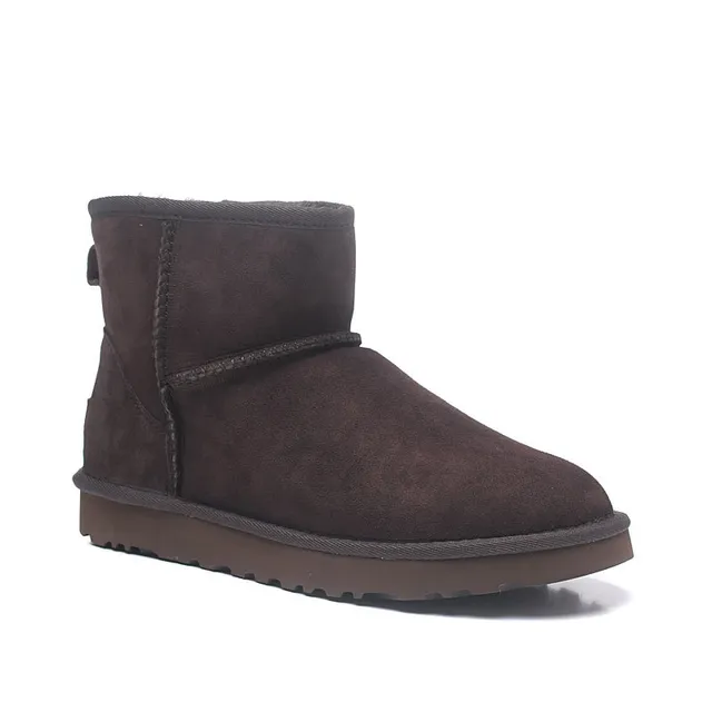 UGG Classic Short Bottes de Neige en Daim Marron Chocolat 6