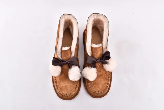 UGG Dakota بني أبيض سويد علوي مبطن بشيرلينج أحذية كاجوال 3
