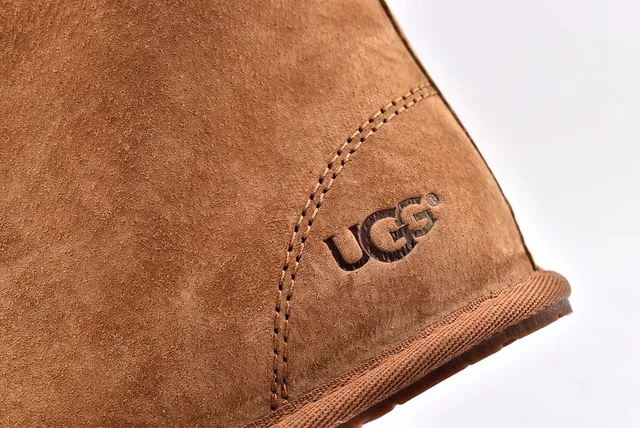 UGG Dakota بني أبيض سويد علوي مبطن بشيرلينج أحذية كاجوال 4