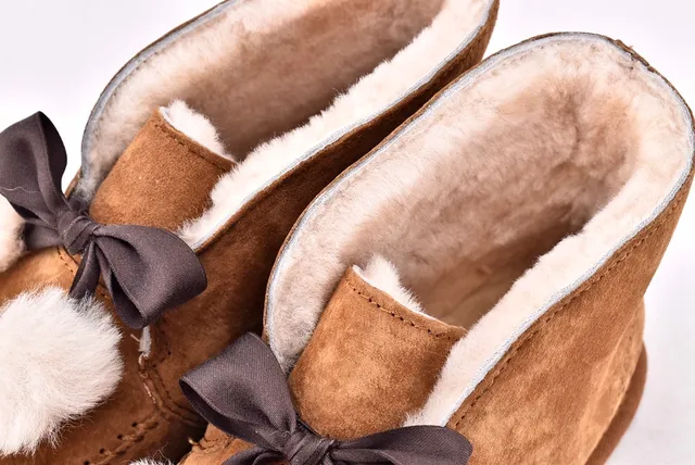 UGG Dakota بني أبيض سويد علوي مبطن بشيرلينج أحذية كاجوال 11