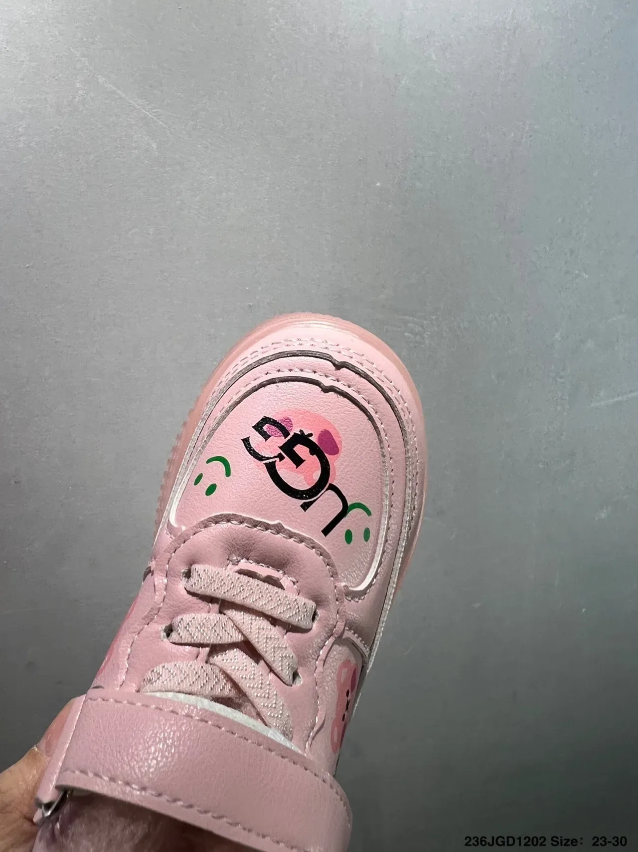 UGG Kids Tênis Lifestyle com Motivo de Urso Iluminável de Cano Alto 16