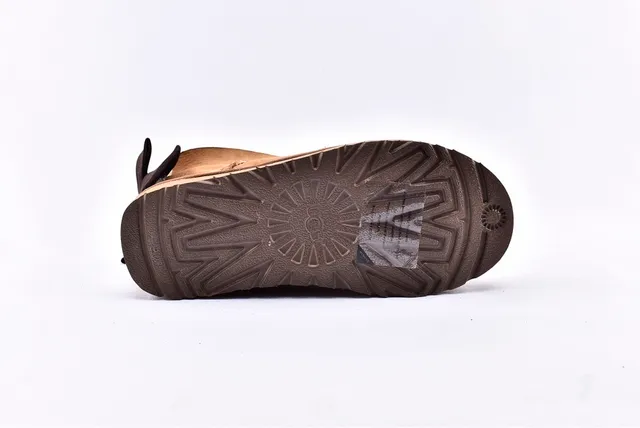 UGG Mini Bailey Bow 栗色雪靴 13