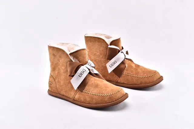 UGG Mini Bailey Button Bling Deep Millet Suede Ankle Boots 9