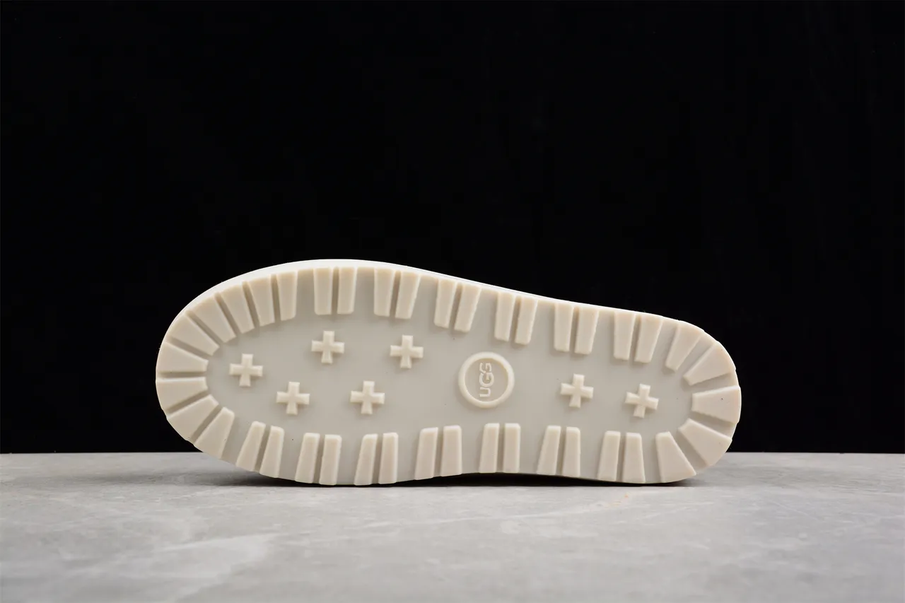 UGG Tasman 米棕 绗缝保暖领 麂皮雪地靴 12