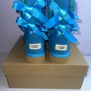 UGG تاسمان أحذية الثلج الأزرق من السويدي مع ربطة