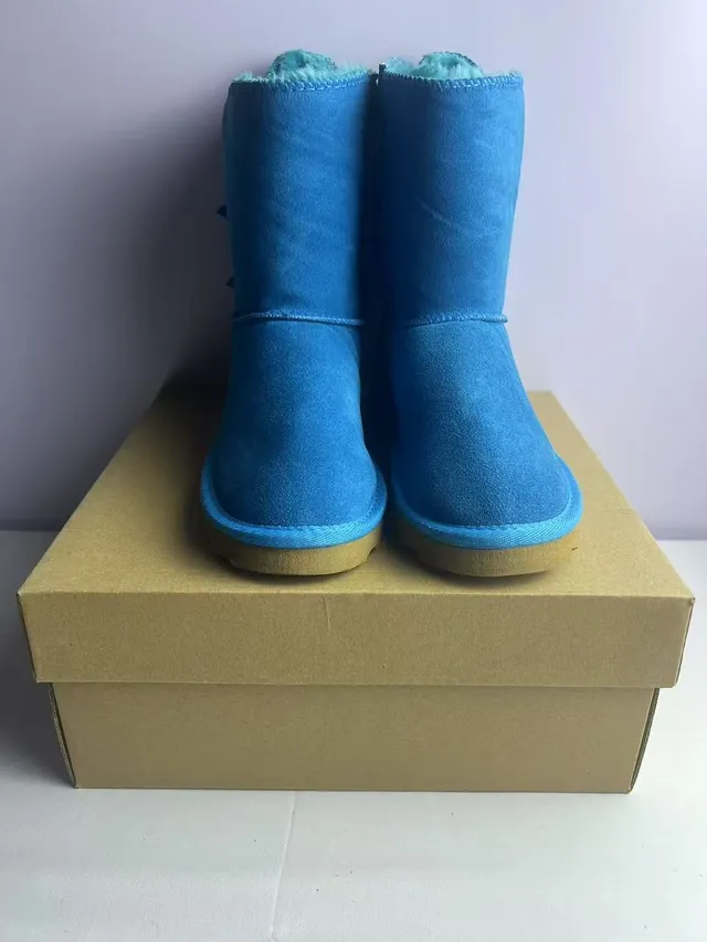 UGG Tasman Botas de Neve de Camurça Azul com Laço 5