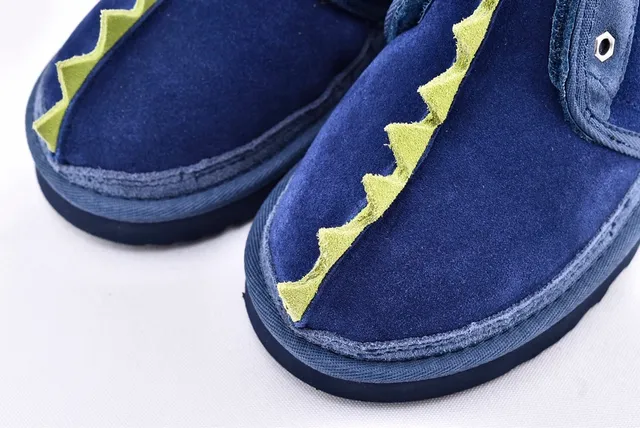 UGG Tasman Dinosaure Épine Bottes de Neige Navy 12