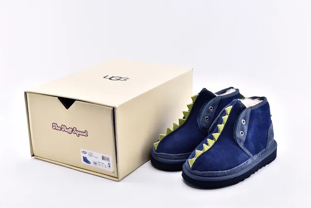 UGG Tasman Dinosaure Épine Bottes de Neige Navy 17