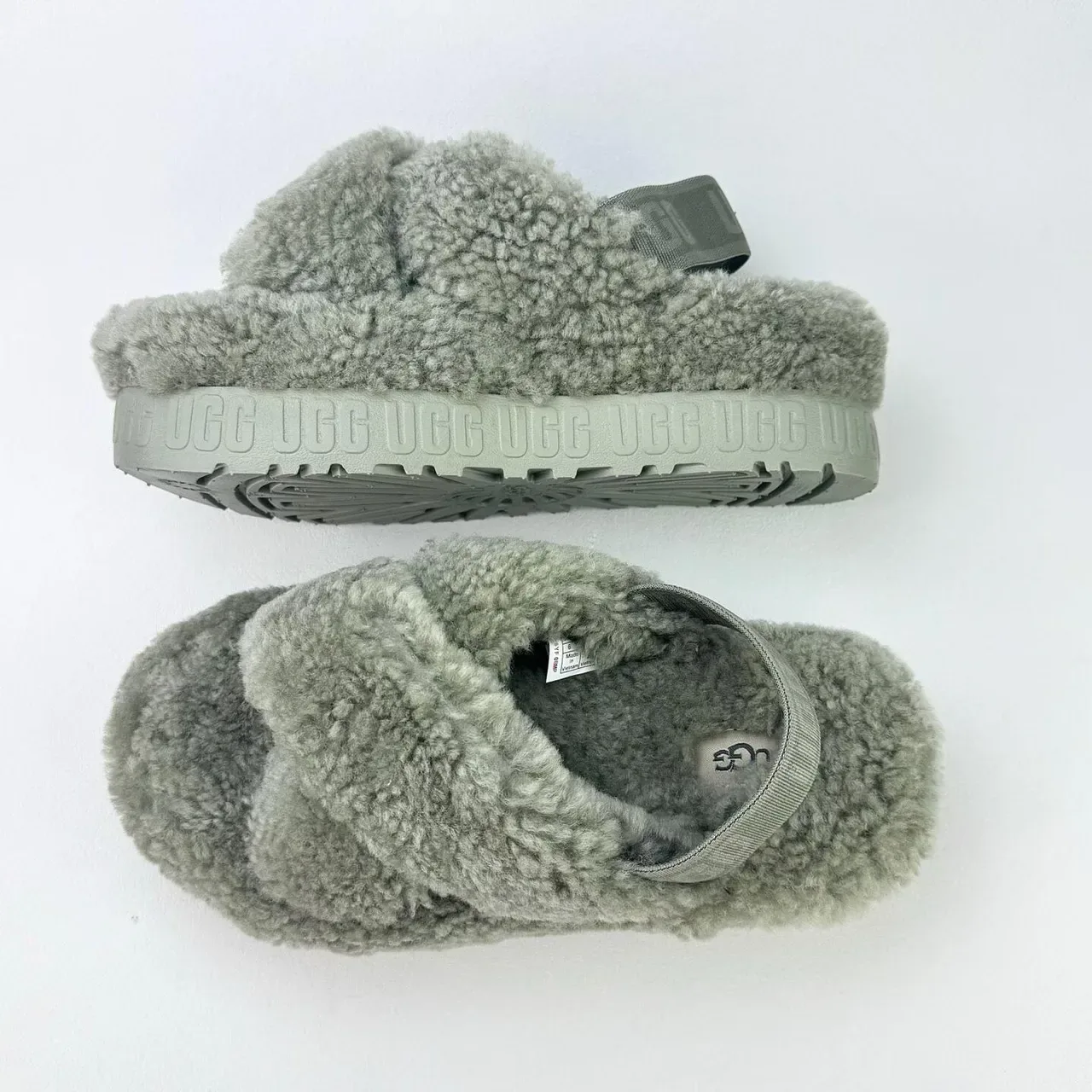 Chaussons UGG Tasman gris en shearling à plateforme 7