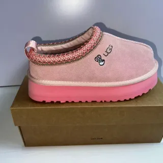 UGG Tasman Loafers de ante rosa de plataforma
