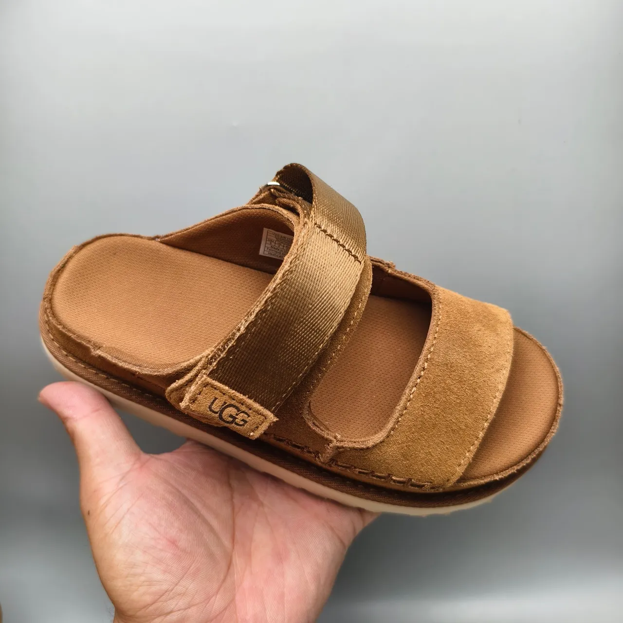UGG Tasman تان جلد الغزال منصة كاجوال صندل 3
