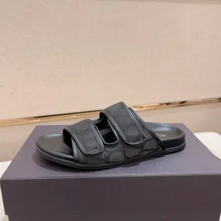 Valentino Preto Dupla Correia Fechamento Velcro Chinelo