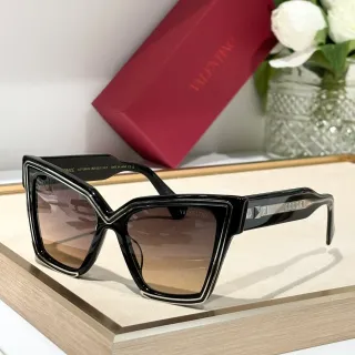Valentino Grace نظارات شمسية سوداء وفضية تدريجية