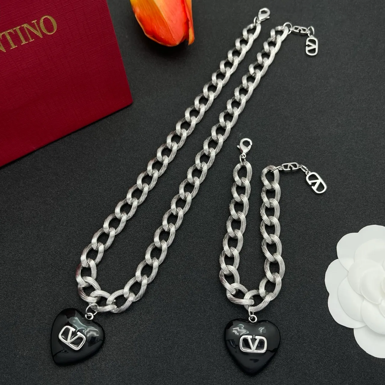 Valentino VLogo Heart Twisted-Link Silver and Black Bracelet 2