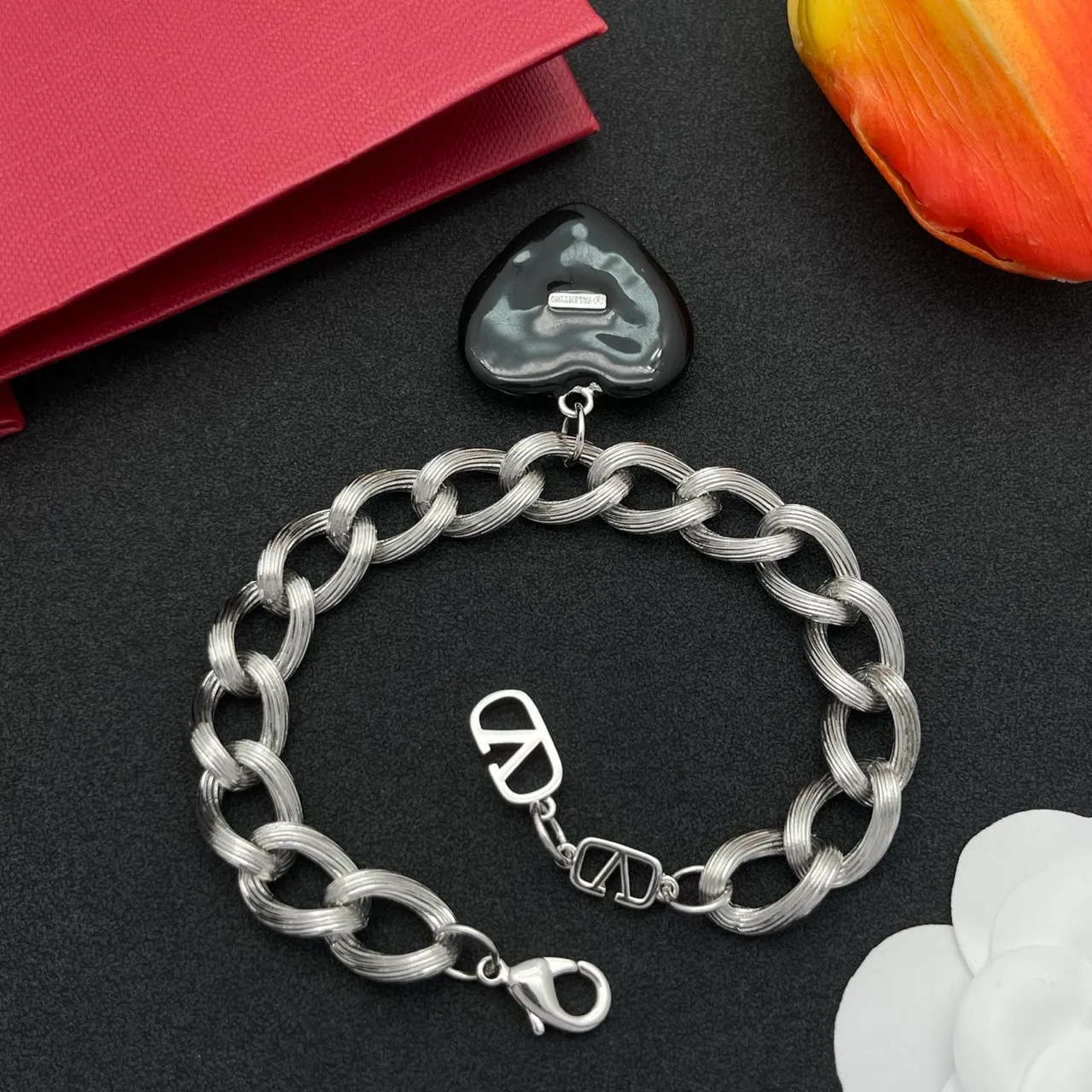 Valentino VLogo Heart Twisted-Link Silver and Black Bracelet 4