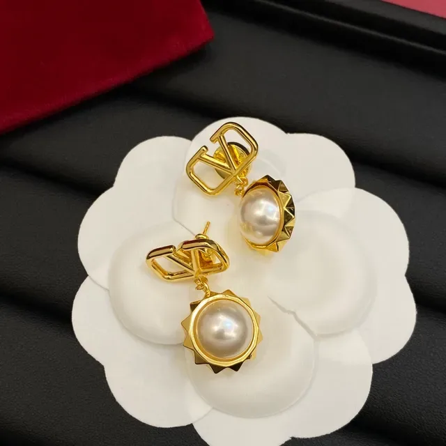 Valentino VLogo 珍珠垂坠耳环 4