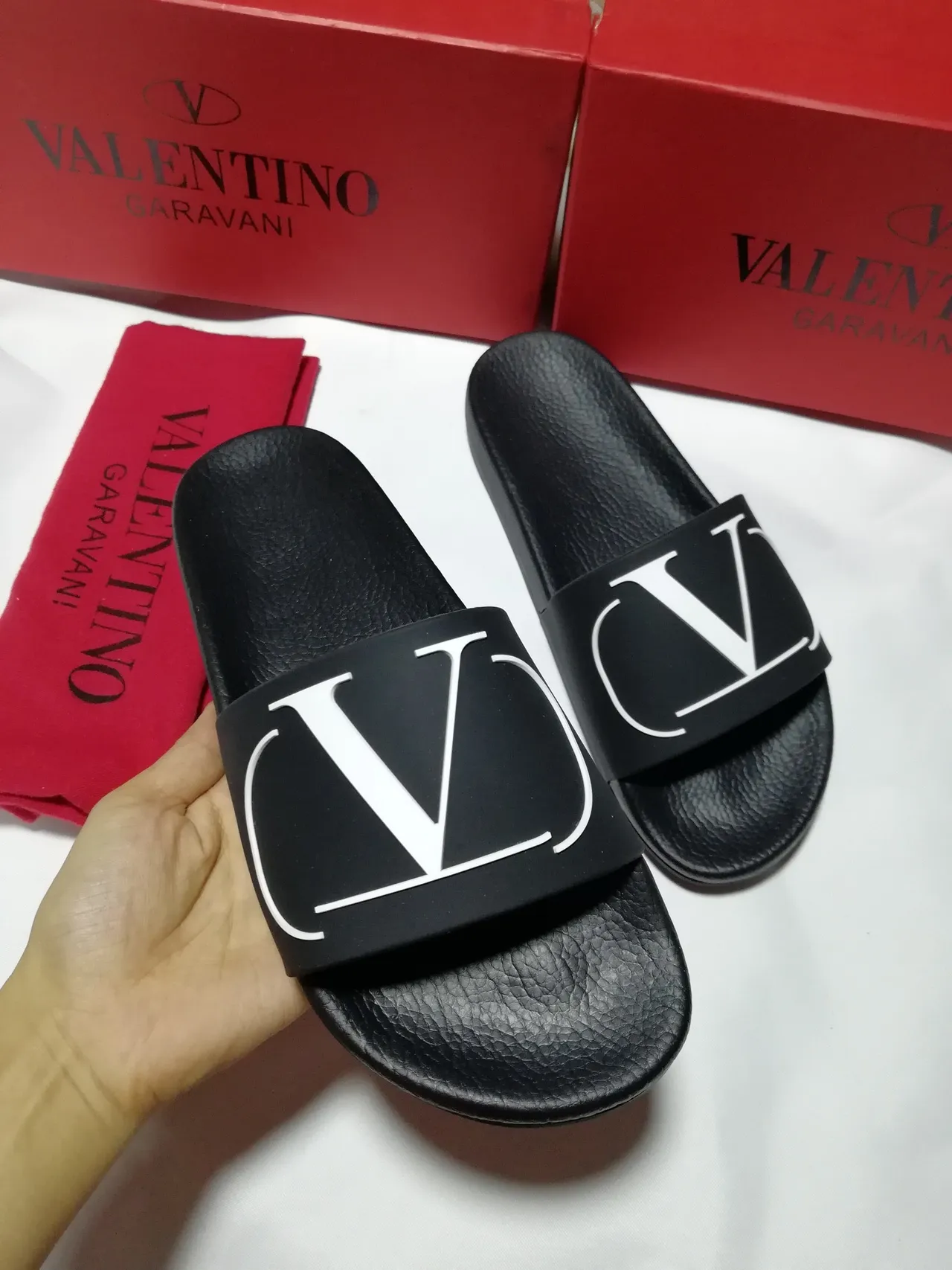 Valentino VLTN কালো সাদা Logo স্লিপার্স 3
